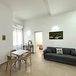 Casa Ferrante 3*