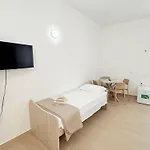 Casa Ferrante 3*