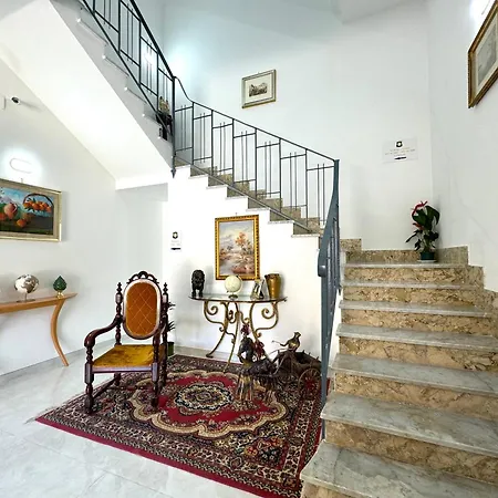 Casa Ferrante