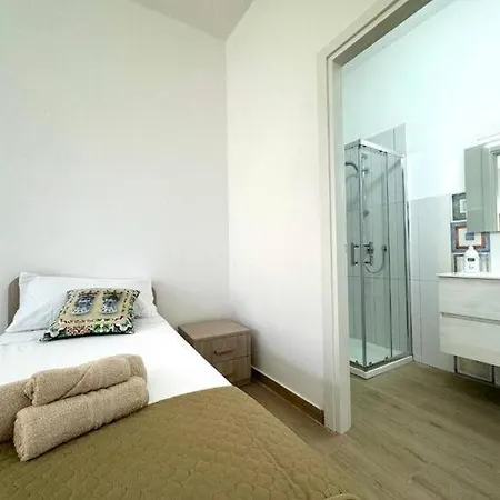 Casa Ferrante *