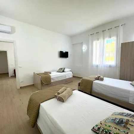 Casa Ferrante *