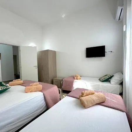Casa Ferrante 招待所 3*