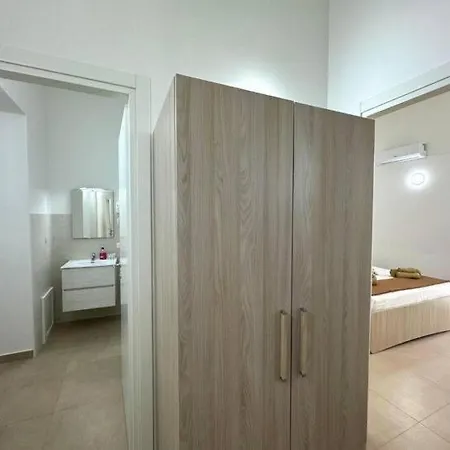 Casa Ferrante Гостевой дом Чинизи