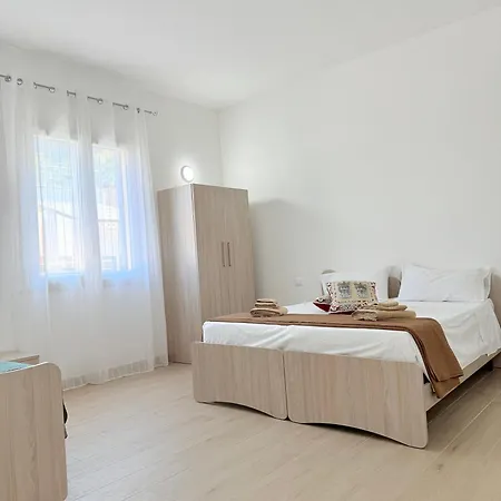 Casa Ferrante Гостевой дом Чинизи