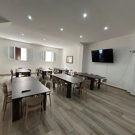 Casa Ferrante Чинизи